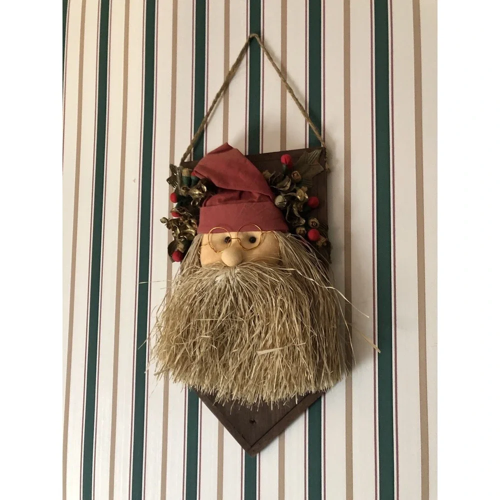 Santa Claus Wall Hanging 11